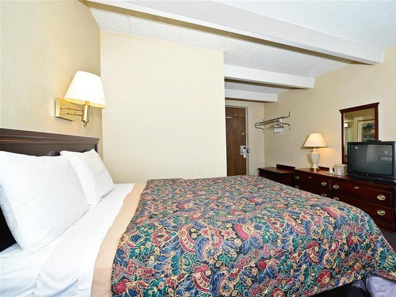 America'S Best Value Inn Phillipsburg Істон Екстер'єр фото