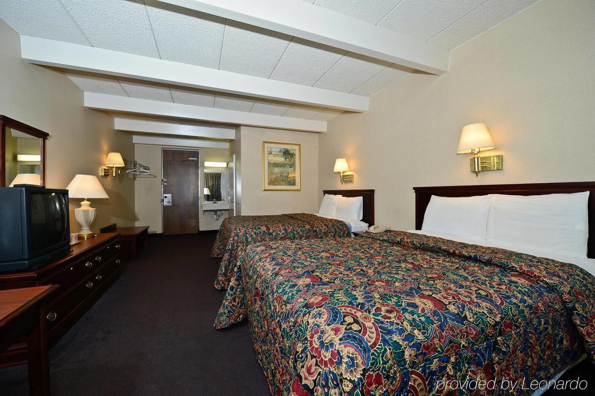 America'S Best Value Inn Phillipsburg Істон Номер фото